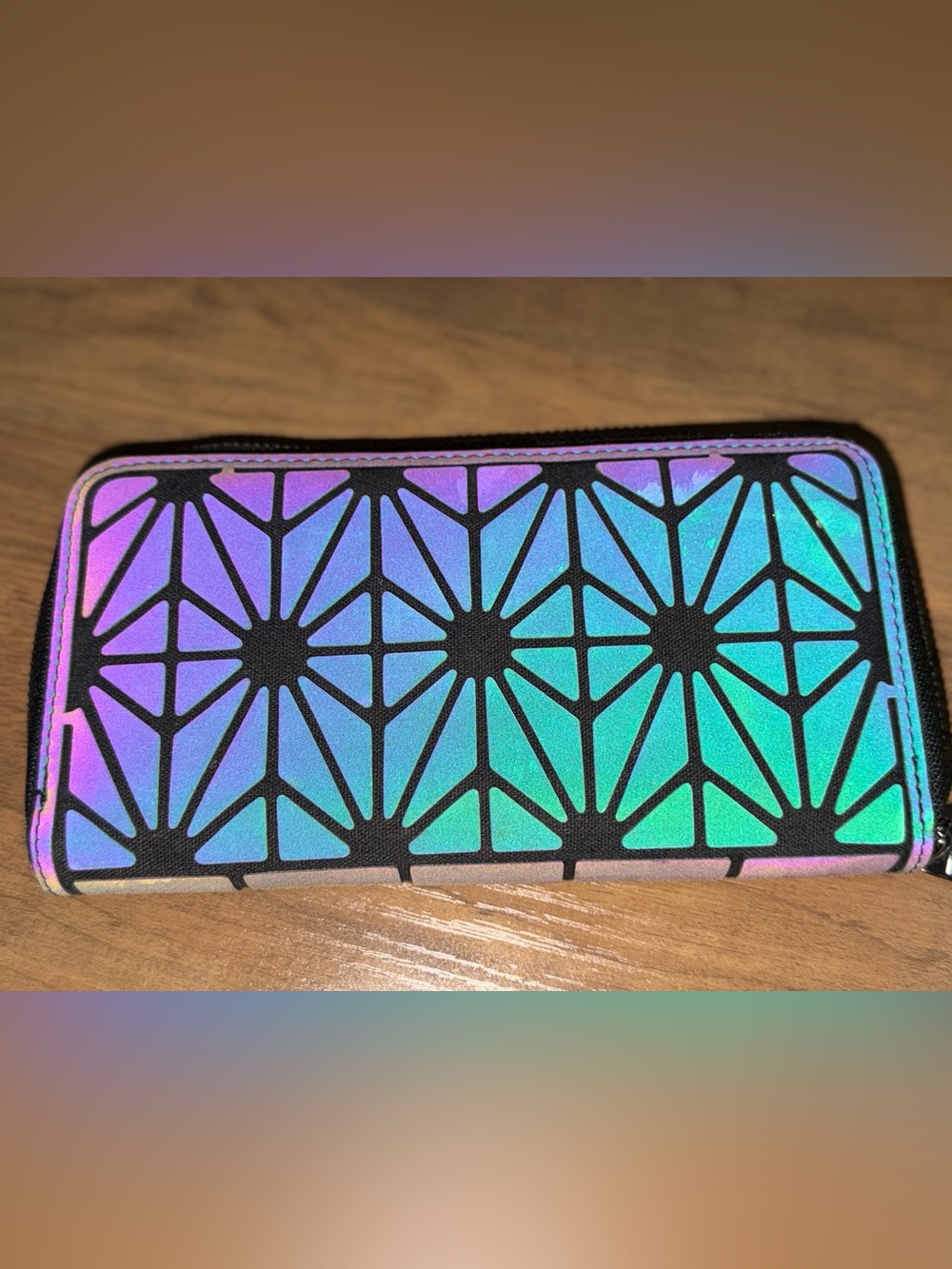 Iridescent Geometric Women's Clutch - Black & Multi
